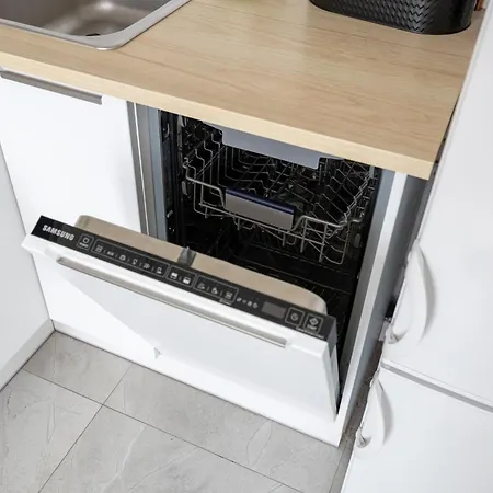 Downtown - Location, Metro Nearby - By Rentujemy Lägenhet