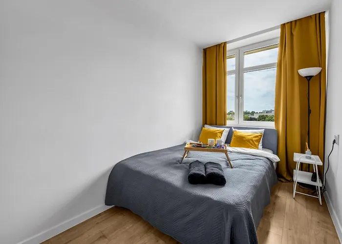 Downtown - Location, Metro Nearby - By Rentujemy *