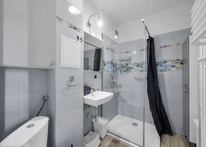 Appartamento Downtown - Location, Metro Nearby - By Rentujemy Varsavia