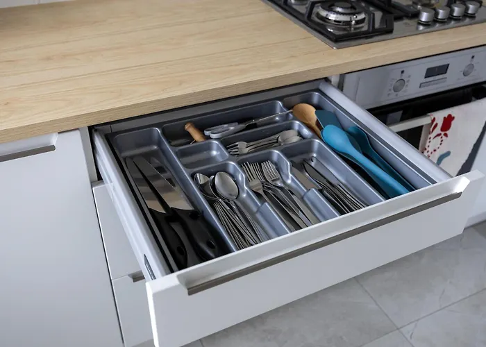 Downtown - Location, Metro Nearby - By Rentujemy Varsavia