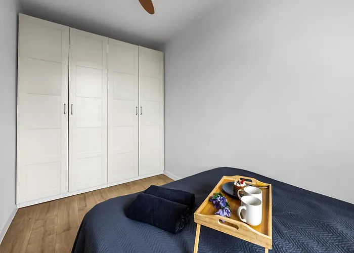 Downtown - Location, Metro Nearby - By Rentujemy Appartamento *