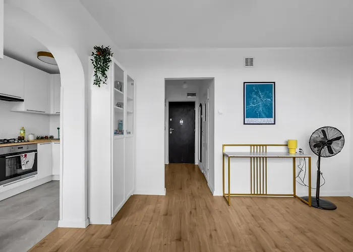 Downtown - Location, Metro Nearby - By Rentujemy Apartament Warszawa